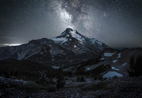 Mount Jefferson Milky Way