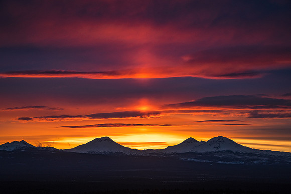 Three Sisters Light Pillar