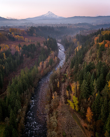 Hood River Curves